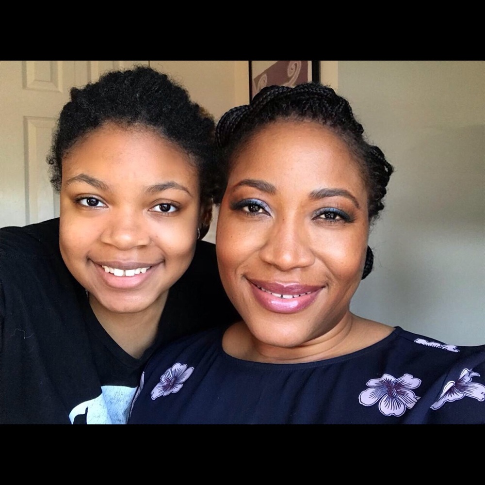 Meet Evelyn!  Welcome to my closet (comments full) - Picture 7 of 11